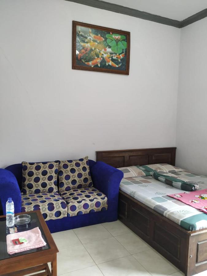 Hotel "Ngebel Indah" Eksteriør billede